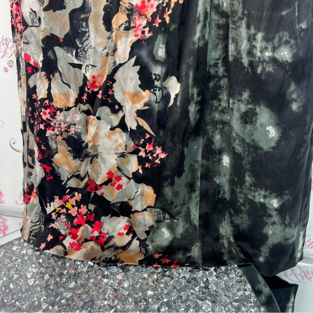 Donna Ricco dress silk flowers design Vneck Floral Dress - Black and Red - Picture 3 of 9